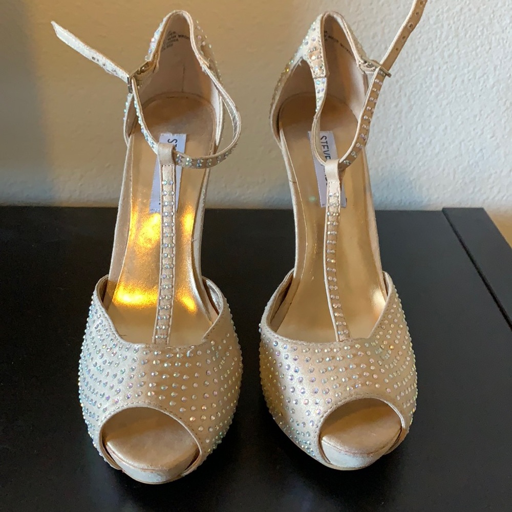 Prom shoes